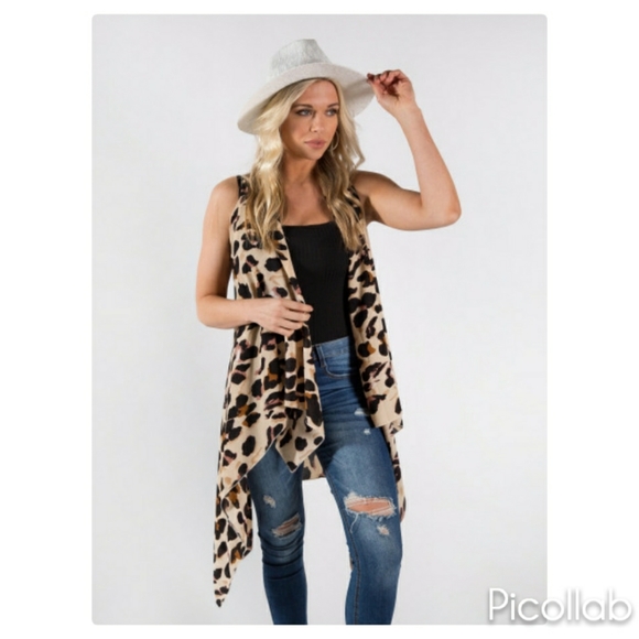 Ruggine Open Front Leopard Print Kimono - Picture 2 of 11